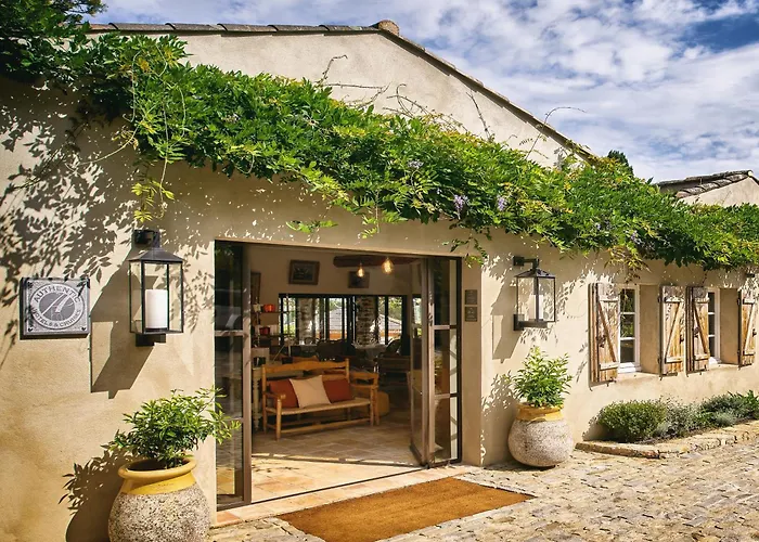Ξενοδοχείο La Ferme D'augustin 4*
