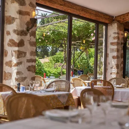 Hotel La Ferme D'augustin 4*