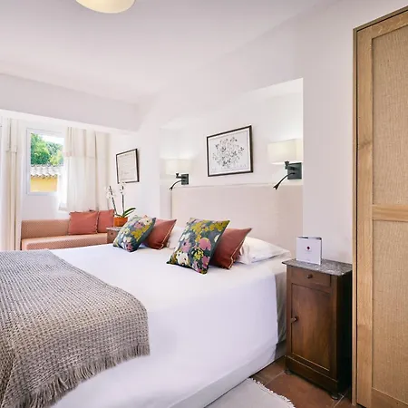 Hotel La Ferme D'augustin
