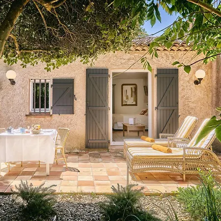 Hotel La Ferme D'augustin 4*