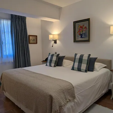 Hotel La Ferme D'augustin 4*