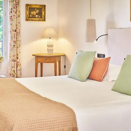 Hotel La Ferme D'augustin 4*