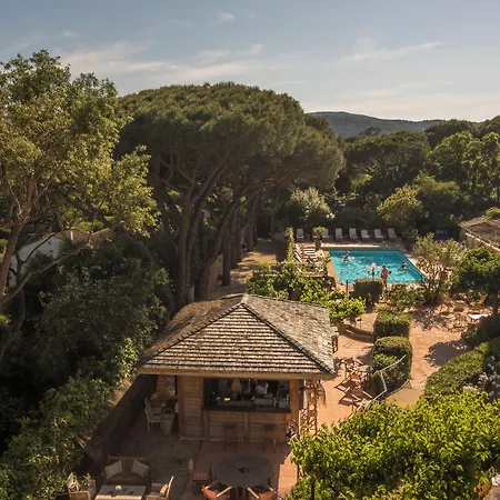 Hotel La Ferme D'augustin 4*