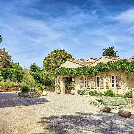 Hotel La Ferme D'augustin 4*