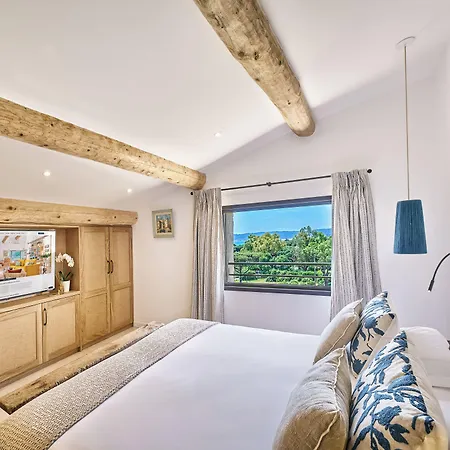 La Ferme D'augustin Hotel 4*